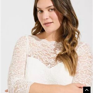 White Lace Long-Sleeve Bridal dress tea length NWT